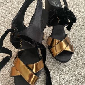 New! Sexy Tory Burch cocktail heels